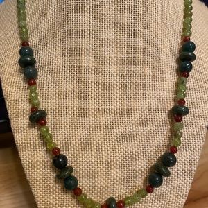 Jade peridot woman’s neck less